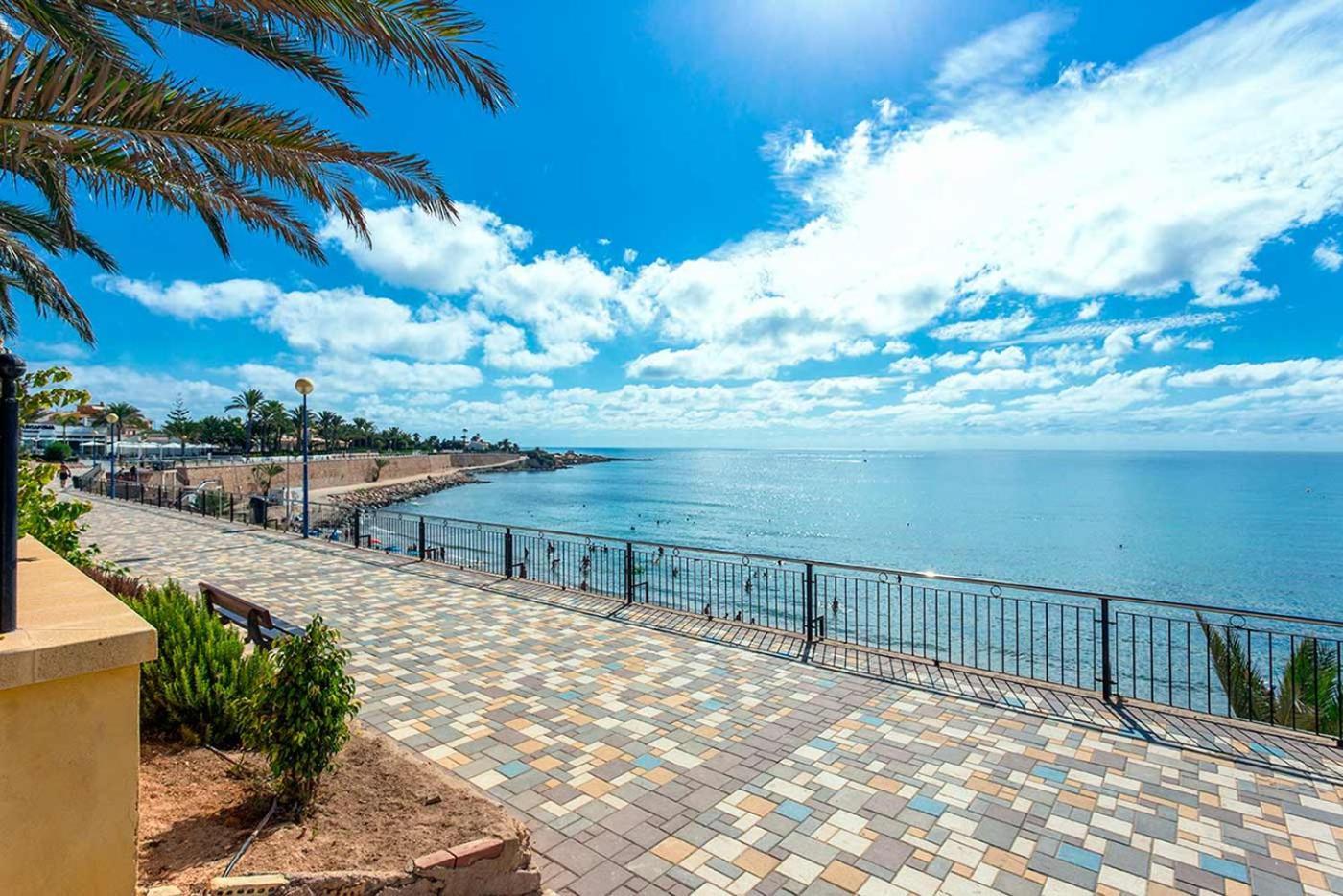 Ch Vista Alegre Rocio Del Mar Apartman Torrevieja Kültér fotó